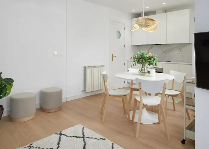 Moneo By Feelfree * 산세바스티안